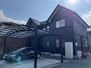 美咲町で人気カラー採用の塗装工事です